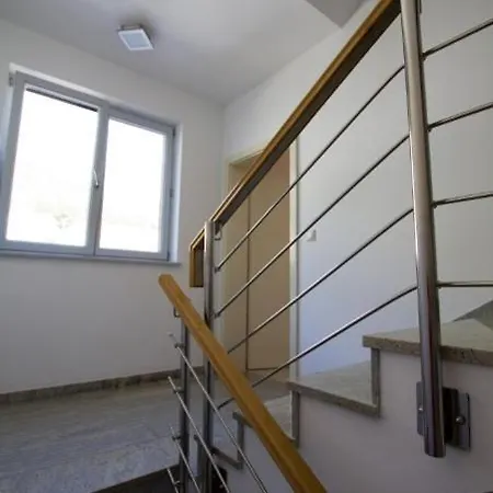 Apartment Bv 3785-1 Baska Voda