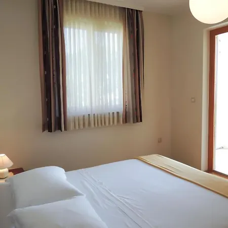 Apartment Bv 3785-1 Baska Voda